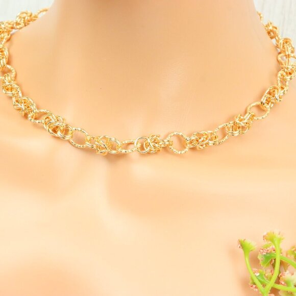 "Minimalist & Elegant Necklace Chain – Perfect for Women & Girls | UNVRC1630 - Picture 8 of 10